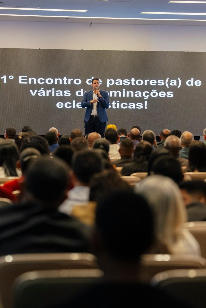 Orleans Brandão participa de encontro com pastores da Grande Ilha 2 1036858416