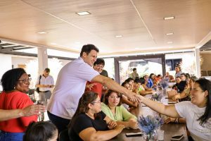 *Em Estreito, Orleans Brandão dialoga com população, visita obras e destaca serviços estaduais realizados na cidade* 4 1037267219