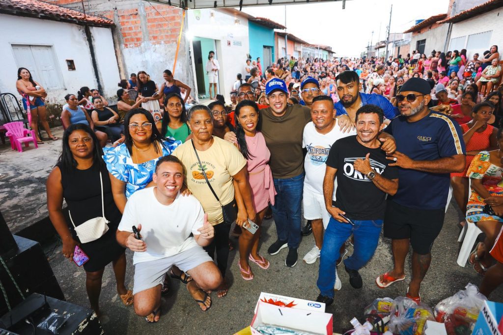 Osmar Filho e Clara Gomes promovem ações sociais e mobilização política em São Luís 4 1037635459