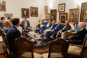 *Orleans Brandão recebe apoio da cúpula do MDB em jantar oferecido por José Sarney em Brasília* 6 1037720528