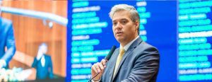 *Neto Evangelista confronta oposição e diz que votar contra empréstimos é “votar contra moradia, asfalto e desenvolvimento”* 2 Texto do seu paragrafo 1