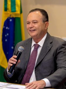 *Crédito solicitado por Brandão prepara o Maranhão para o futuro* 2 brandao