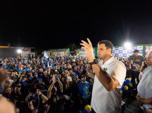 Em Balsas, Orleans Brandão assume compromissos com pacote de investimentos para impulsionar a região Sul diante de uma multidão* 2 1037922350