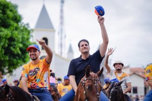 *Orleans Brandão prestigia 41ª Vaquejada de Barreirinhas e destaca importância do evento para estímulo ao turismo da região* 3 1038242023