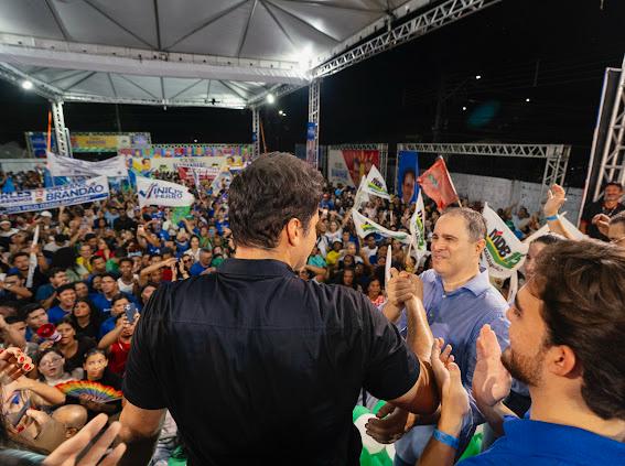 Orleans e Edivaldo reúnem mais de 10 mil pessoas na área Itaqui-Bacanga 2 IMG 20260707 WA0002