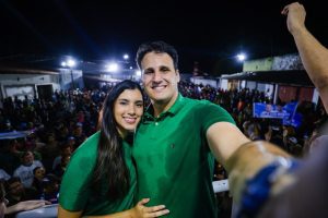 *Orleans Brandão arrasta multidão em Peritoró e afirma estar pronto para “ser o melhor governador que o Maranhão já viu”* 3 1038920878