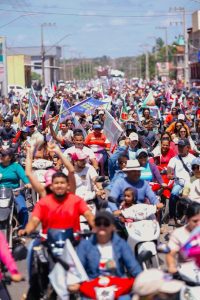 *Motocarreata leva apoiadores de Orleans Brandão às ruas de Santa Quitéria do Maranhão* 4 1040117469