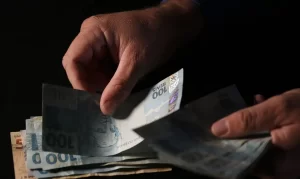 Redução da jornada de trabalho pode custar R$ 48,4 bilhões aos municípios brasileiros 2 N2NMoupyyQKGvsXfzd1pdjQR